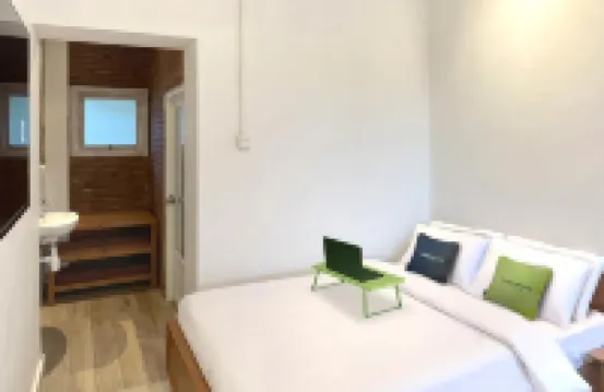 Urbanview Wisma Nirwana Tretes Near Cimory Prigen