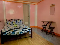 Alona J & J Tourist Inn