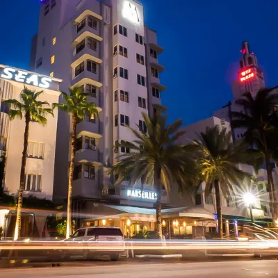 Marseilles Beachfront Hotel Hotels near Hyde Beach