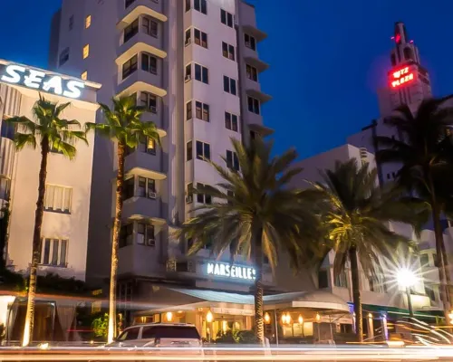 Marseilles Beachfront Hotel Hotels near Hyde Beach
