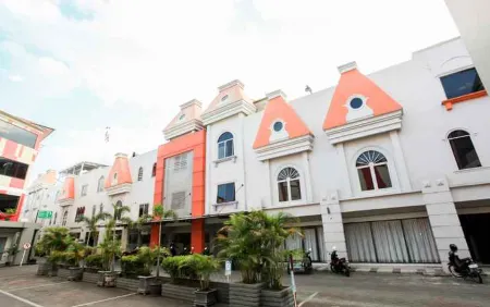 Sabrina City Отели в г. Simpang Empat