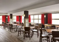 Killington Mountain Lodge, Tapestry Collection by Hilton - breakfast