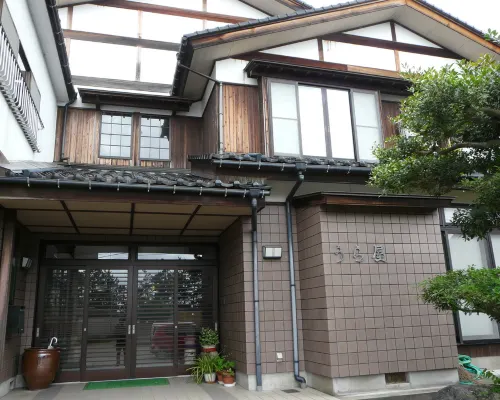 民宿 浦屋 冰見市酒店