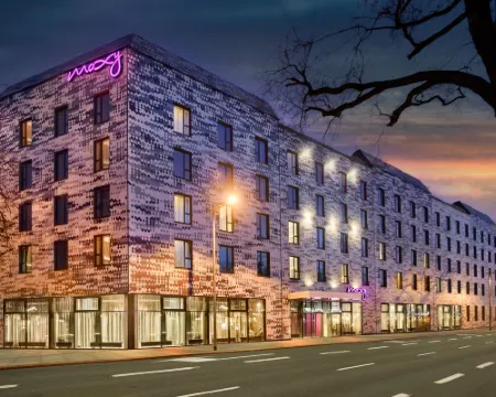Moxy Dresden Neustadt Hoteles en Dresde