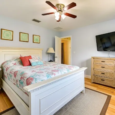 Pet-Friendly Naples Vacation Rental Near Beach!