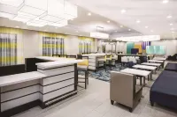 La Quinta Inn & Suites by Wyndham Odessa N. - Sienna Tower - Frühstück