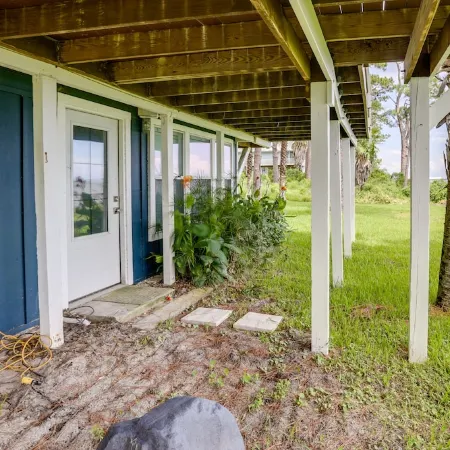 Carrabelle Retreat w/ Boat Dock + Views of Gulf!