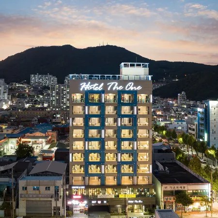 Hotel the One