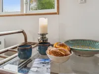 "Edele" - 3.8km from the Sea - Boutique