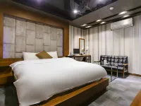 โรงแรมทีเจ โรงแรมใกล้สนามบินกิมโป