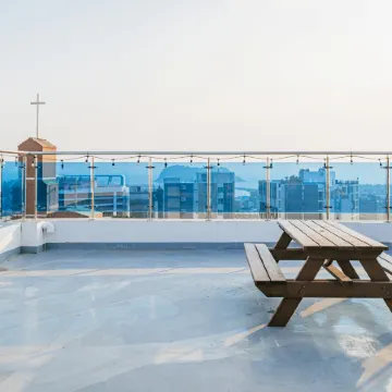 RUN HOTEL Отели рядом с достопримечательностью «Библиотека «Саммэбон»»
