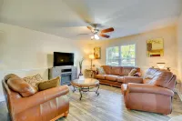 Central High Point Home < 1 Mi to Downtown! - Holiday bungalows