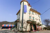 꿈의궁전 천장호 출렁다리 주변 호텔