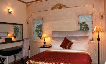 Sandralia Hotel