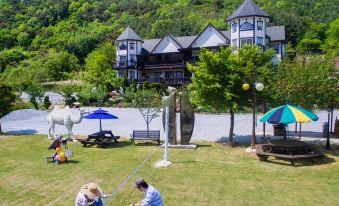 Muju Cherish Pension
