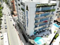 Nobile Suites Diamond Các khách sạn gần Praca dos Desejos