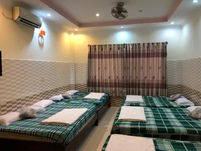 Bao Chau Hostel Hotels in Горад Хацьен