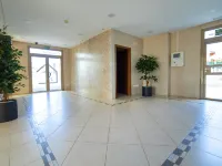 Esmeralda Suites