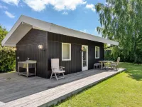 "Ingelis" - 1.3km from the Sea - 3-Star