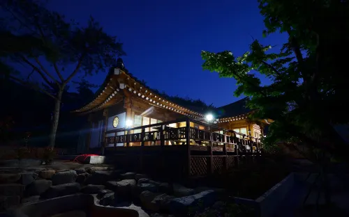 Yeosu Haneulchae Hanok Pension - ที่มีอ่างอาบน้ำ