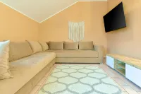 Central View Boutique