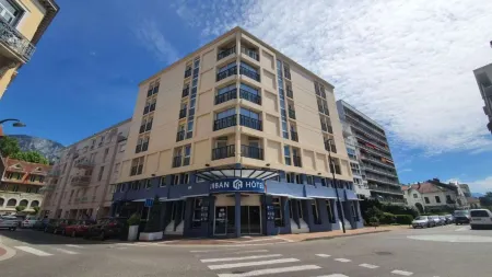 Urban Hotel Aix-Les-Bains, Signature Collection Отели в г. Экс-ле-Бен