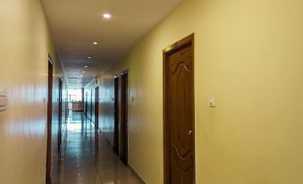 Hotel Prakash Residency with EV Station