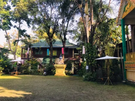 Golden Triangle Palace Hotel