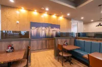 Sandman Signature Dartmouth Hotel & Suites - breakfast