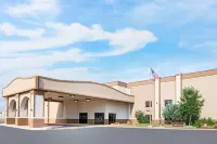 Ramada Plaza by Wyndham Gillette Conference Center - 3-Star
