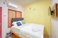 Urbanview Hotel Sany Cirebon Hotels in Kejaksan