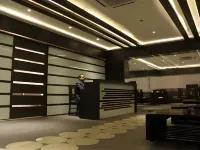 هوتل بلاتينيوم إن فنادق في أحمد آباد