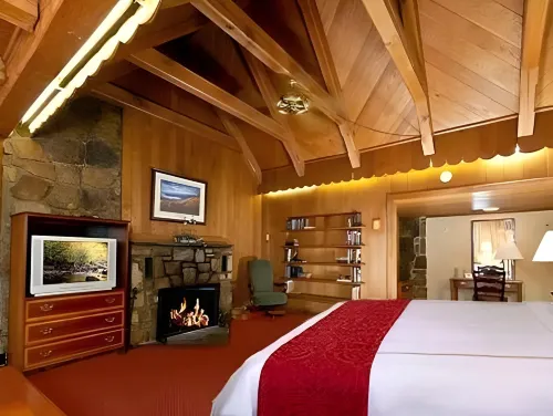 Chalet Inn