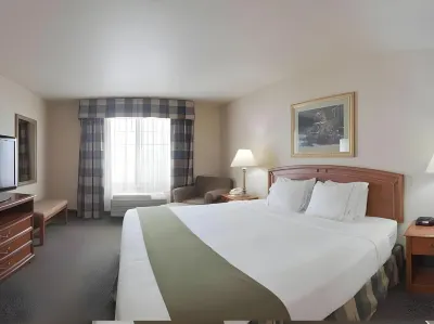 Holiday Inn Express & Suites Greensburg Hotels in Greensburg