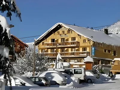 Chalet Hotel Alp'Azur Hotels in Huez