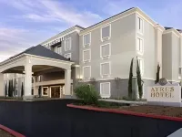 Ayres Hotel Fountain Valley - Huntington Beach - Pools
