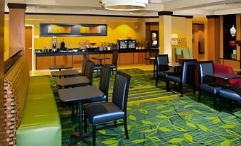 Fairfield Inn & Suites Madison East