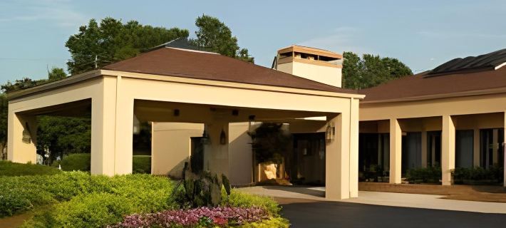Courtyard Atlanta Northlake Hotels in DeKalb County