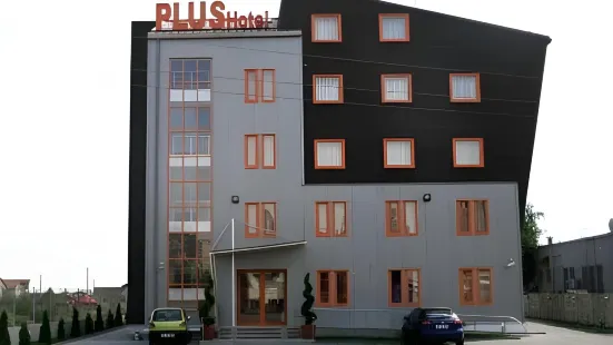 Plus Hotel