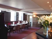 Honest Lawyer Hotel - Desayuno