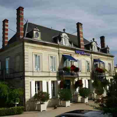 Hôtel Henri IV Hotel Exterior