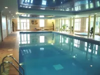 Shaw Hill Hotel Golf and Country Club - piscina