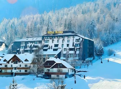 Hotel Alpina