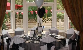 Woodlands Hotel