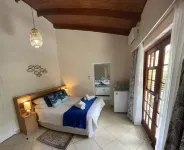 Whalesong Guest House