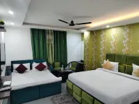 Hotel Red Apple Near Railway Station Chandigarh - 3 ดาว