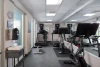 Howard Johnson by Wyndham Middletown Newport Area - Fitnessstudio