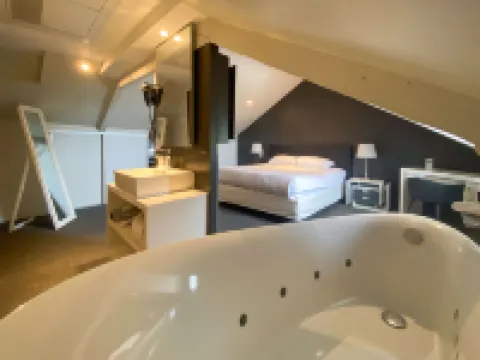 Best Western le Cheval Blanc Hotels in Honfleur