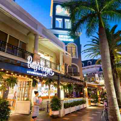 H Luxury Residence Apartments - Holiday Paradise Hotel Exterior