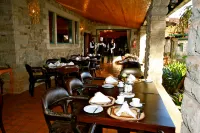 The Aberdare Country Club - breakfast